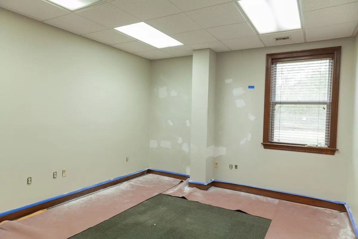 Lamar Advertising — Commercial Interior — photo 2 by Pro 1 Painters