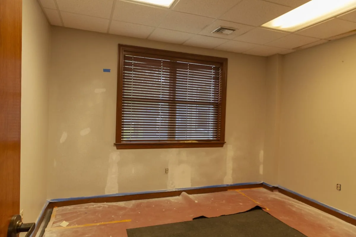 Lamar Advertising — Commercial Interior — photo 3 by Pro 1 Painters