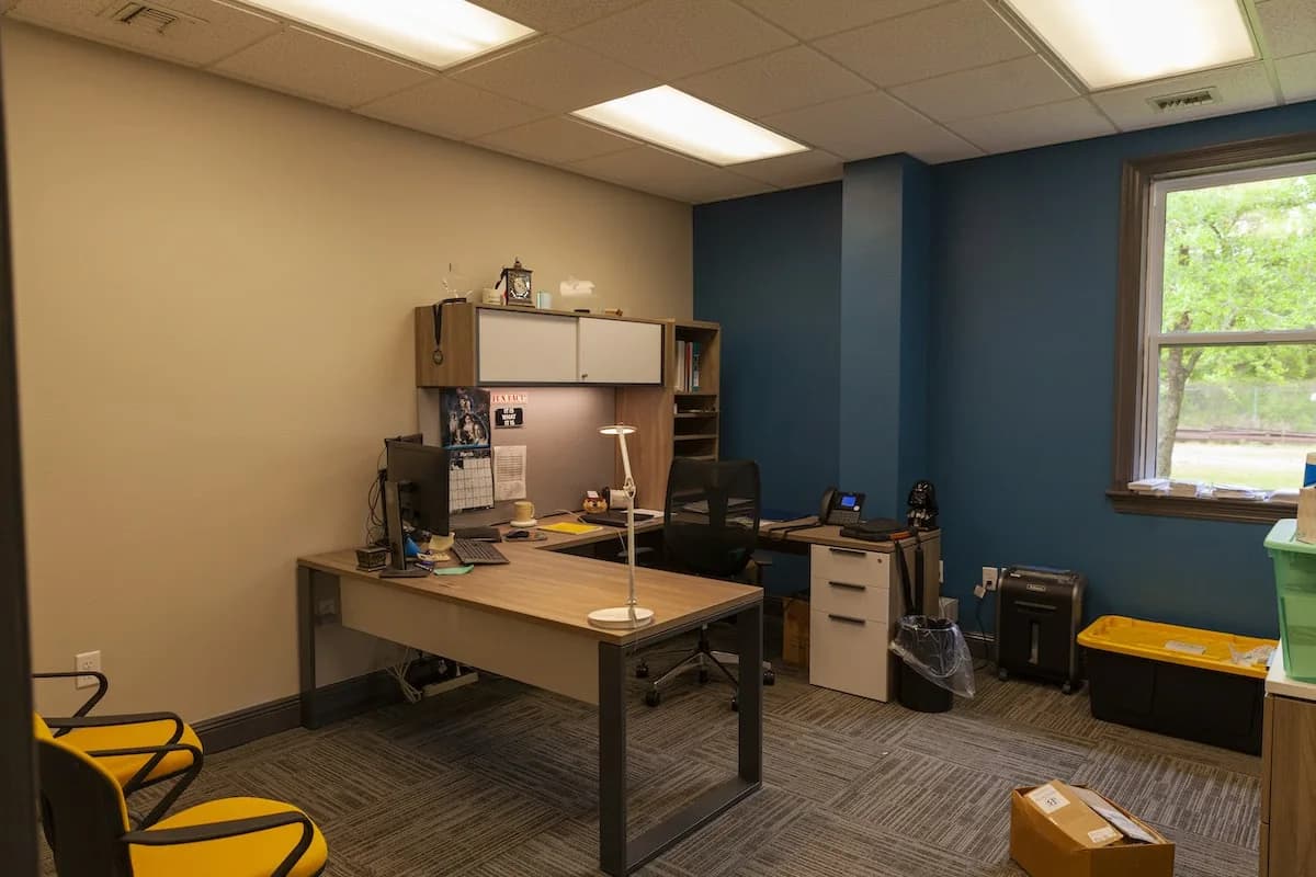 Lamar Advertising — Commercial Interior — photo 10 by Pro 1 Painters