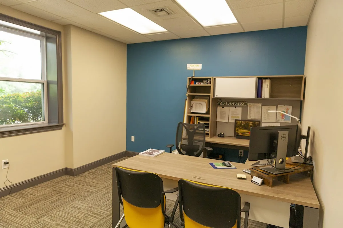 Lamar Advertising — Commercial Interior — photo 12 by Pro 1 Painters