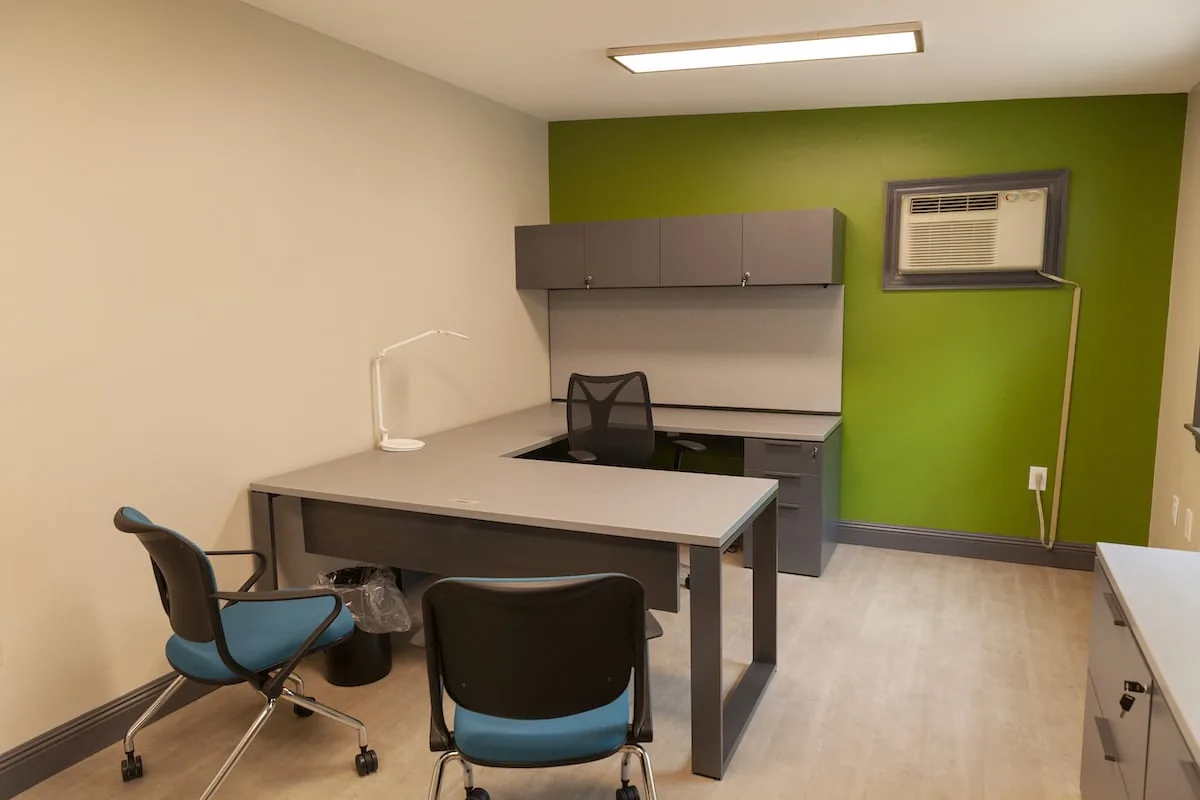 Lamar Advertising — Commercial Interior — photo 16 by Pro 1 Painters