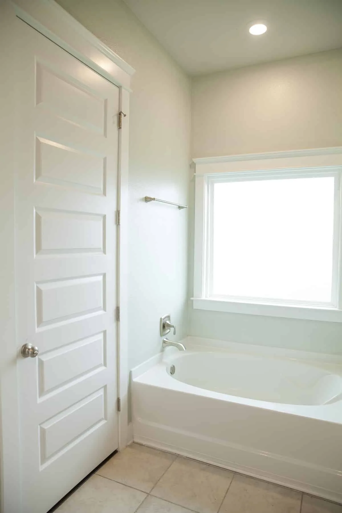 Modern Coastal Repaint — Nadina Loop — photo 12 by Pro 1 Painters
