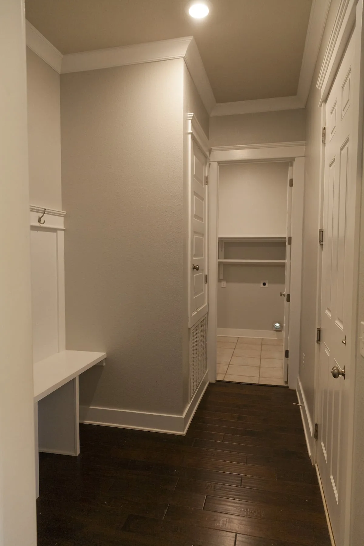 Modern Coastal Repaint — Nadina Loop — photo 17 by Pro 1 Painters